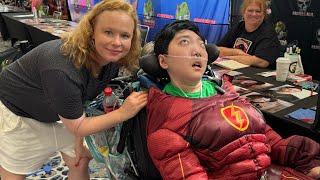 Ivan interviews Thora Birch at Raptor Con 2024