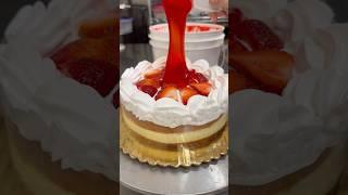 The second fastest cake you ever did see ‍ #cake #cakedecorating