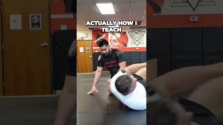 Mastering the Leg Press Method to finish triangle chokes with ease w/  @VOWBJJ  #shorts