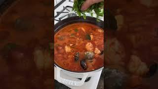 Why haven’t people tried Cioppino? | MyHealthyDish #shorts #cioppino