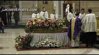 Cardinals and journalists bid their final farewells to Joaquín Navarro-Valls