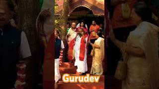Divine darshan of pujaya Gurudev #guruji #gurudev #motivation #artofliving #srisriravishankar #guru