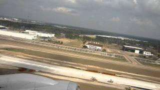 Take-Off Continental Boeing 757-300 - Houston (IAH) to Panama (PTY) 2/19/2011