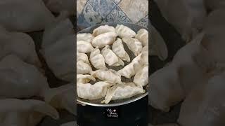 Oil free pan fried momo| Momo, the tastiest Nepali food #ashortaday #shorts #momo #momolovers