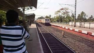 Ex GMO WAP7 Double Decker goes under double caution..!!