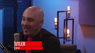Negotiating with gifs & memes:  The Bald Guy Red Tie Method