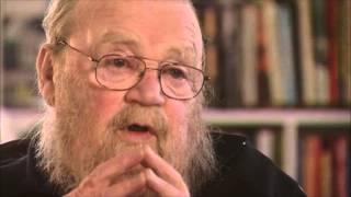 Farley Mowat comment on War