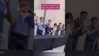 Honestly I'm jealous!! I also want to be greeted by Super Junior's 9 handsome princes!