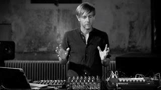 How I PLAY: Richie Hawtin MODEL 1 DJ Set-Up