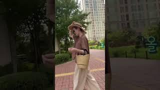 중년 체형에 입기 좋은 활용도 '갑'블라우스 Get 하세요. #shorts