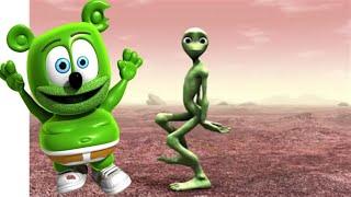 Dame Tu Cosita × Gummy Bear | El Chombo ft. Cutty Ranks & icanrockyourworld | RaveDJ