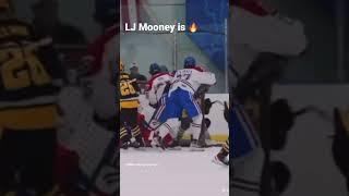 LJ Mooney 07 on pens elite *NOT FROM MN* But still #hockey #hockeytraining #nationals #prospect