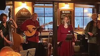 4Reel speelt "The Blackleg Miner & Craith na Cleiteacha(reel)" in Folkclub Brielle