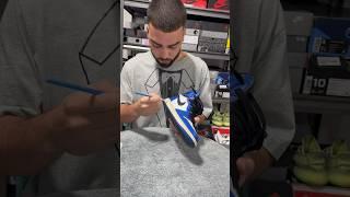 How to unyellow your sneakers soles 