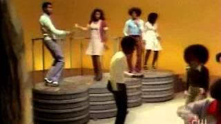 Soul Train Dancers (Barry White - Satin Soul) 1975