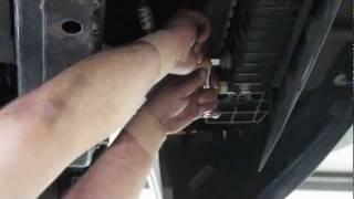 39660 Transmission Oil Cooler Line Scissors - Lisle Corporation