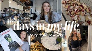 DAYS IN MY LIFE  What I got for Christmas, New Years Eve celebration, lots of baking, & more!