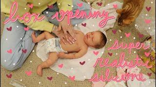 AMAZING Silicone Baby Box Opening! Super Realistic Full Body Silicone Doll | Kelli Maple