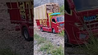 TRUCK RC MUATAN KAYU BERAT MELEWATI JALAN YANG EXTRIM