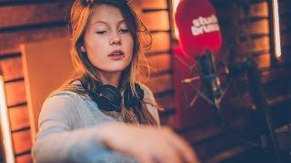 Charlotte de Witte - live bij Studio Brussel