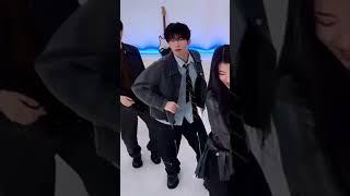 He dance this trend #dongyeon #pow_grid #dance #trending #dancechallenge #동연 #파우 #댄스챌린지 #shortvideo