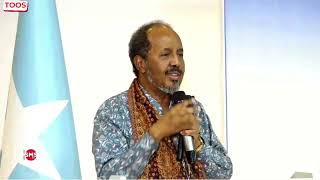 Madaxweyne Xasan Shiikh"Aniga iyo Siilaanyo  dhowr mar ayaan kulanay waxaana kula kaftami jiray .