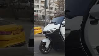 Электрический трицикл с кабиной TRISCOOTER REDANT
