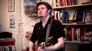 Café Molar - Kester jones and the Immigrants