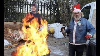 Boys Up For A Scrap, ANGRY SANTA 