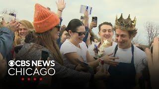 Jeremy Allen White lookalike contest held in Humboldt Park
