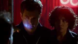 Fringe 5x01 "Transilience Thought Unifier Model-11" Sneak Peek (subtitulado)