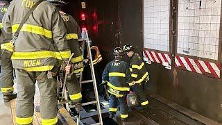 *{READ FULL DESCRIPTION}*~*{200 PASSENGERS EVACUATED FROM DISABLED IRT TRAIN}*~*{FDNY BOX 7392}*