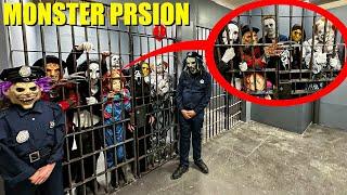 CRAZY CLOWN POLICE CAPTURED THE MONSTERS INSIDE CURSED PRISON! (CLOWNS VS MONSTERS BATTLE)