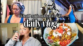 WHAT I EAT IN A DAY OVER 40 | DAY IN MY LIFE SORTA | HOTMESS IN THE KITCHEN