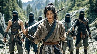 Kung Fu Movie: A shabby young man turns out to be an invincible swordmaster!