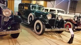 World's biggest privately owned Ford Collection -The Den Hartog Ford Museum