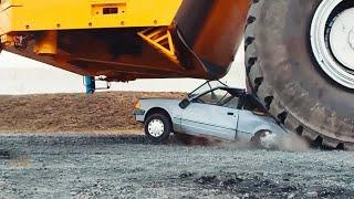 BELAZ 75710, the biggest dump truck in the world