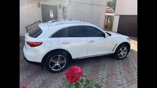 Белый Infiniti FX35 обзор. Аренда Инфинити на свадьбу