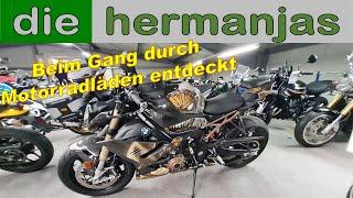 Es regnet. Was macht man da... man geht in Motorradläden und schaut was es so gibt 