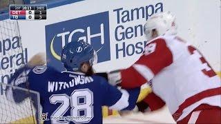Anthony Mantha vs Luke Witkowski Mar 30, 2017