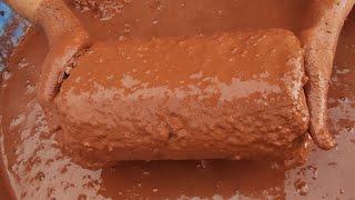 ️️Gritty reddirt cylinders crumbling and dipping in water. don't miss yummylicious dipping