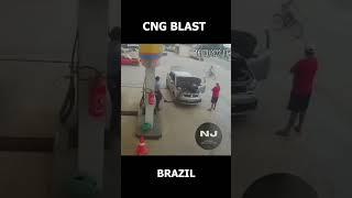 CNG BLAST BRAZIL PLEASE BE SAFE AND GET OUT OF YOUR CNG CAR ALWAYS