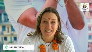 I had an amazing experience at the D'vine Yoga School, met amazing people, amazing teachers as well.