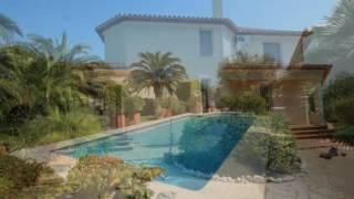 Sehr gepflegte Villa in Denia mit großem Grundstück und 2 Wohneinheiten zu verkaufen.