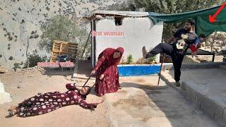 Die böse Tat der ersten bösen Frau, die zweite Frau zu zerstören und von ihrem Mann zu trennen