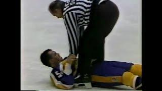 Blackhawks - Kings rough stuff 11/25/87