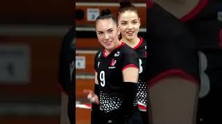 A hot volleyball player flirts with the referee. Yulia Gerasimova embarrassed the judge #shorts