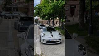 Two best friends? (Porsche 911-992 GT3 touring & Porsche 911-991 GT3 touring)