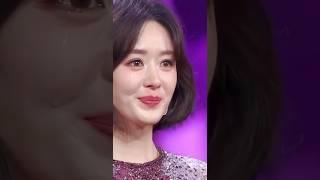 赵丽颖 冯绍峰再见是不是内心已无波澜……颖宝太美了#不愧是你 #最治愈的笑容 #毫无违和感 #打call
