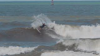 Junior Segment / Cody Young in Haleiwa - Freesurf Magazine